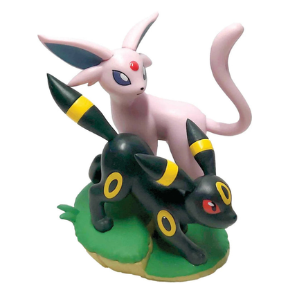 2025 Pokémon Prismatic Evolutions Premium Figure